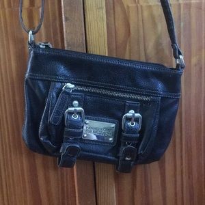 Kenneth Cole black leather crossbody bag✨